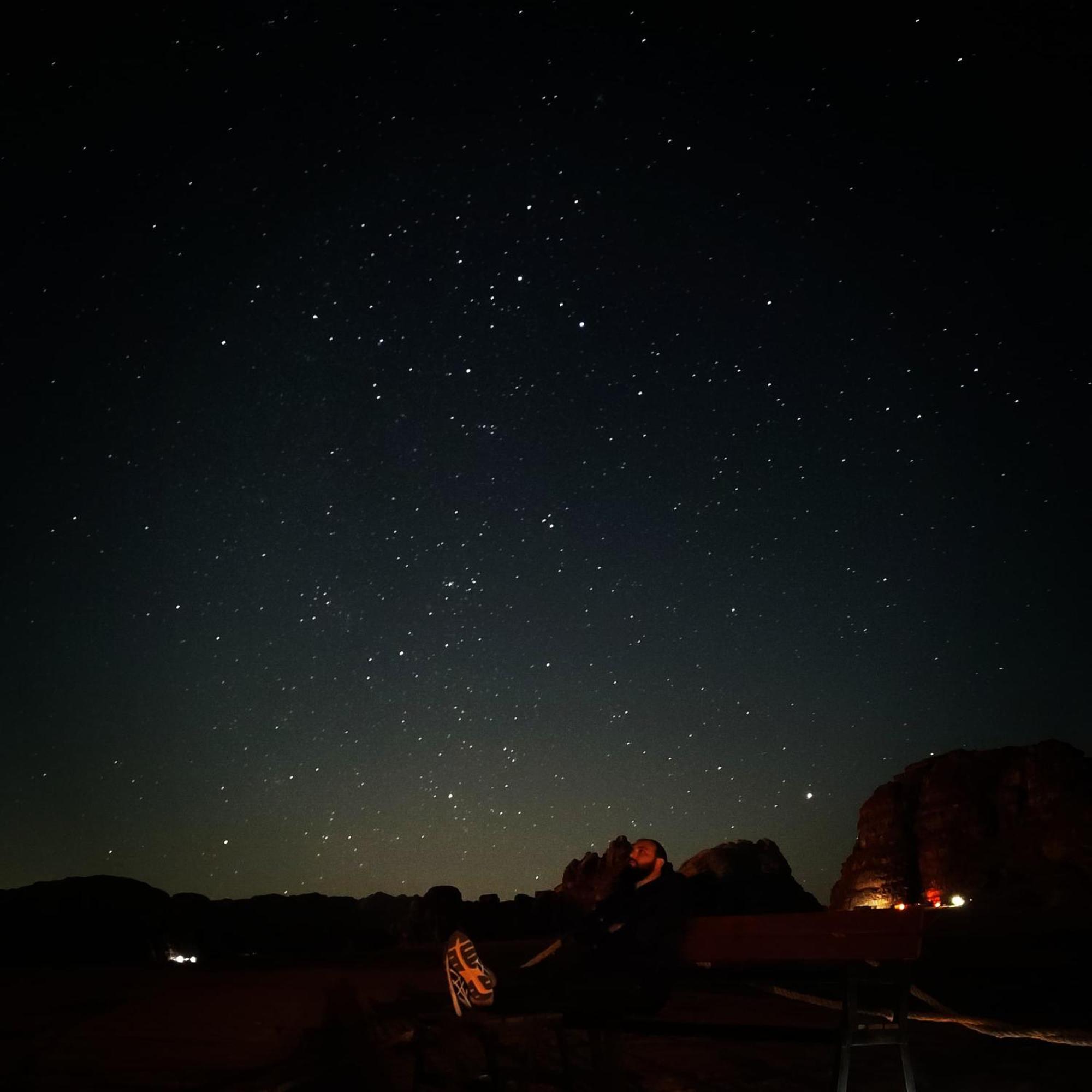 Bedouin Bunch Camp Hotel Wadi Rum Bagian luar foto